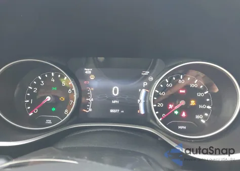 2019 Jeep Compass Altitude 4X4 z USA, uszkodzony, nr VIN 3C4NJDBB7KT648594